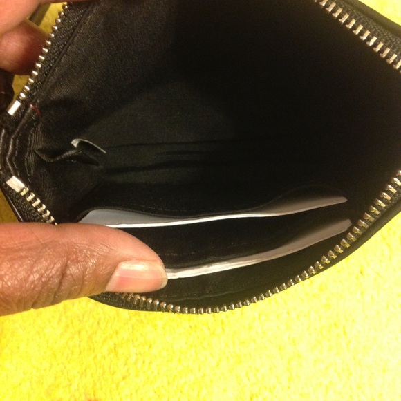 Purse - Picture 2 of 6